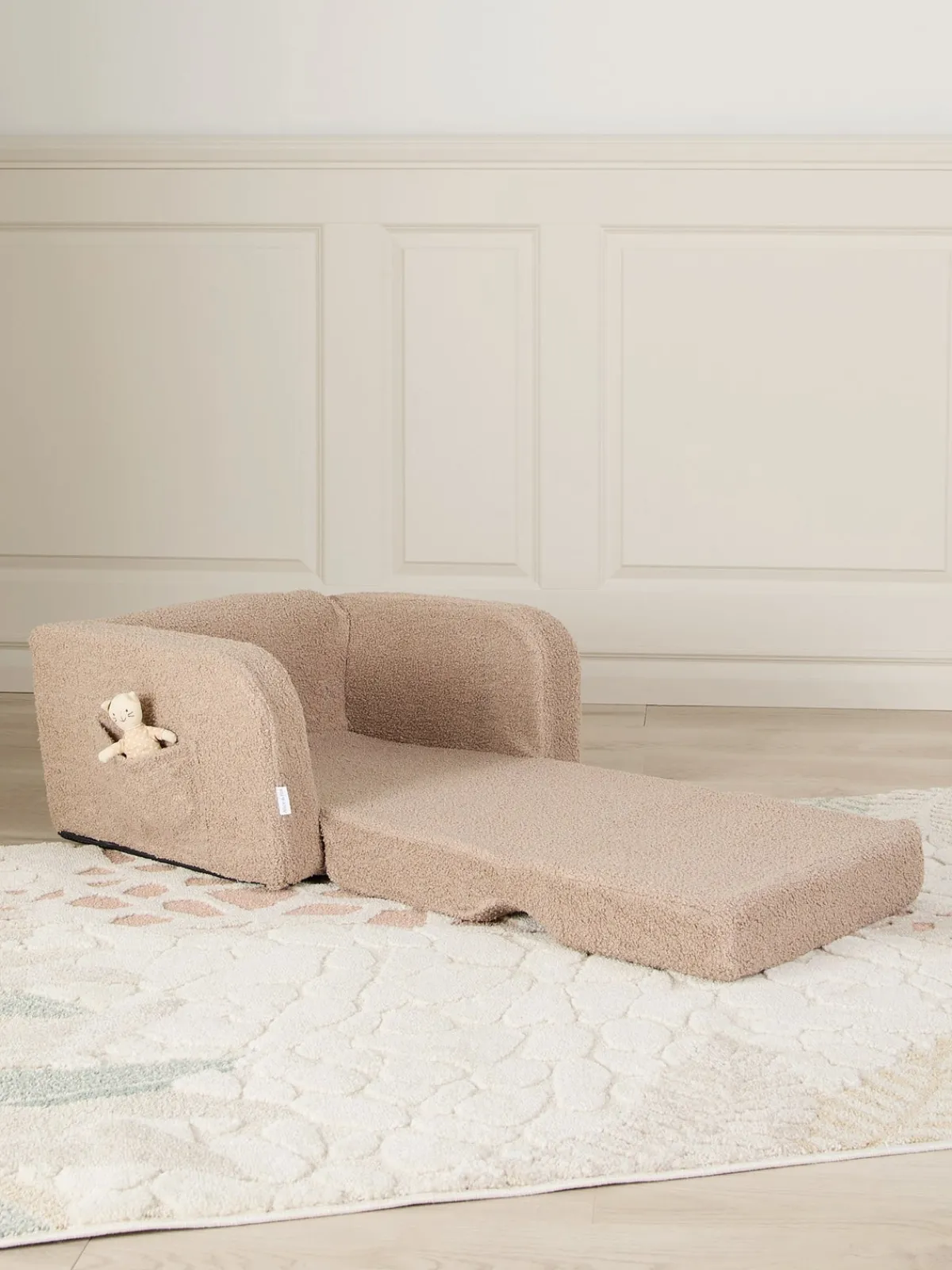 Børn AliceFox Børnemøbler>Alice & Fox MUSHY Foldbar Lænestol, Taupe Teddy