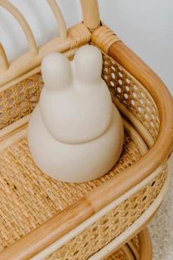 Børn BabysOnly Interiør></noscript>Baby's Only Sparebøsse Rabbit, Warm Linen