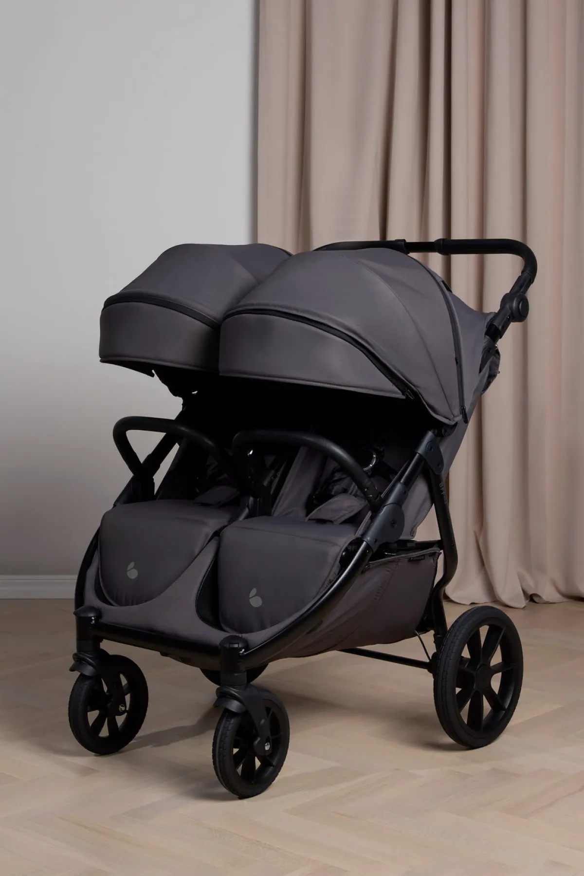 Beemoo BFF60 2 Søskendevogn inkl. Liggedel, Fog Grey