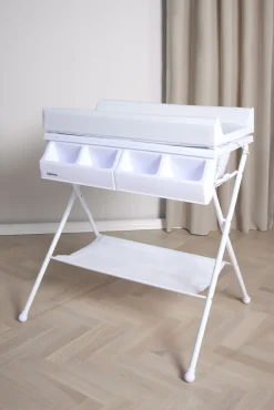 Beemoo Badeværelset|Pusleborde>CARE Sammenfoldeligt Puslebord m. Badekar, Hvid