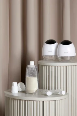 Beemoo Amning>CARE Wearable LED Elektrisk Brystpumpe Dobbelt inkl. Modermælksposer 30-pak