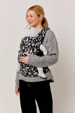 BizziGrowin Bæreseler, Strækvikler & Bærestole*Bizzi Growin Nomad Air Bæresele, Orca Sort/Hvid