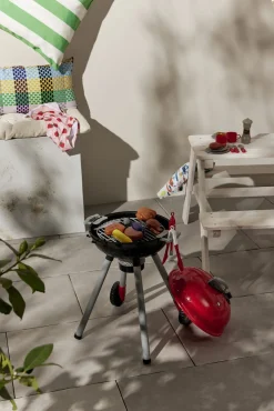 CloudberryCastle Udeleg></noscript>Cloudberry Castle Grill med Tilbehør & Lys og Lyd