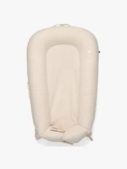 Børn DockATot Deluxe+ Babynest, Sand Chambray