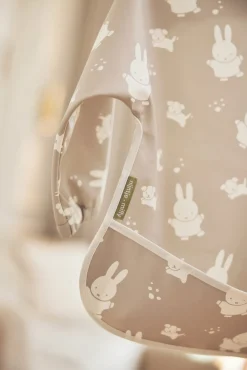 Jollein Spisetid></noscript>Miffy&Snuffy  Langærmet Hagesmæk, Olive Green