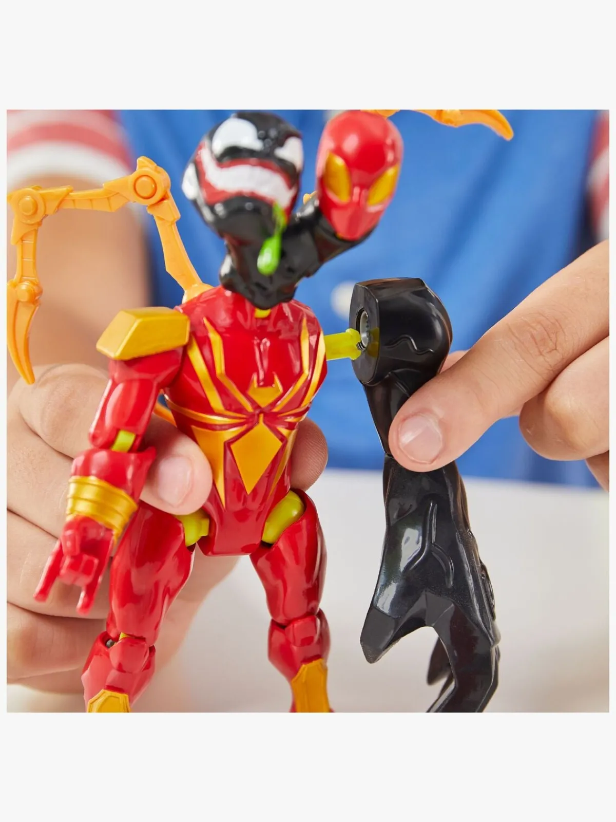 MarvelSpiderMan Legetøjsfigurer>Marvel Spider-Man Mixmashers Figur Iron Spider Delux