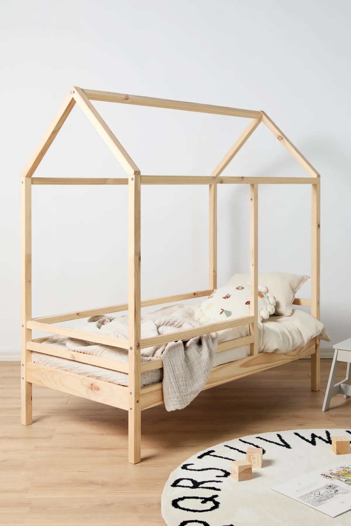 Minitude Børnesenge & Tilbehør*Nordic Jax Juniorseng med BabyMatex Madras Carpathia 70x140, Natur