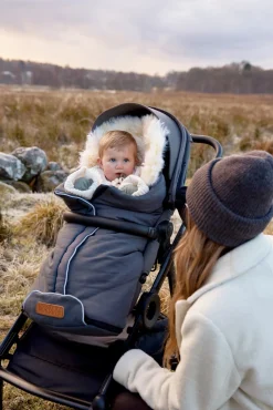 Nordlys Køreposer>Saga Lammeskindskørepose, Grå/Natur
