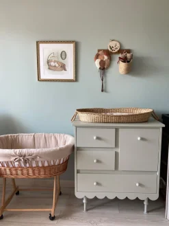 Børn WoodLuck Børnemøbler></noscript>Wood Luck Babushka Kommode, Olive